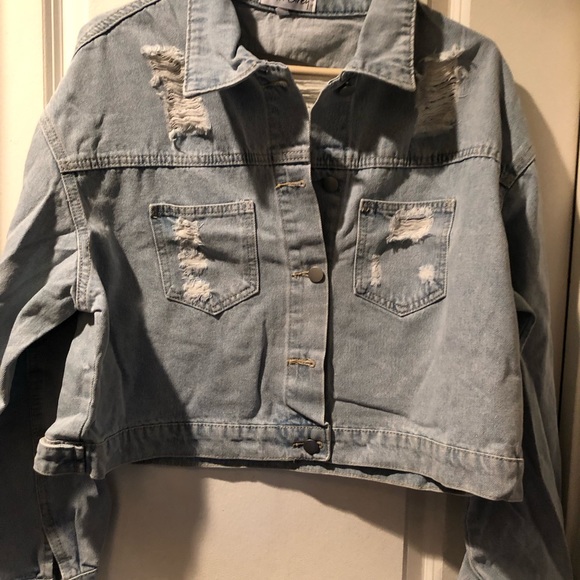 Short Jean Jacket with Rhinestones in the Back Size XL New - Picture 2 of 6